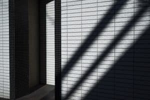 How to choose small window blinds