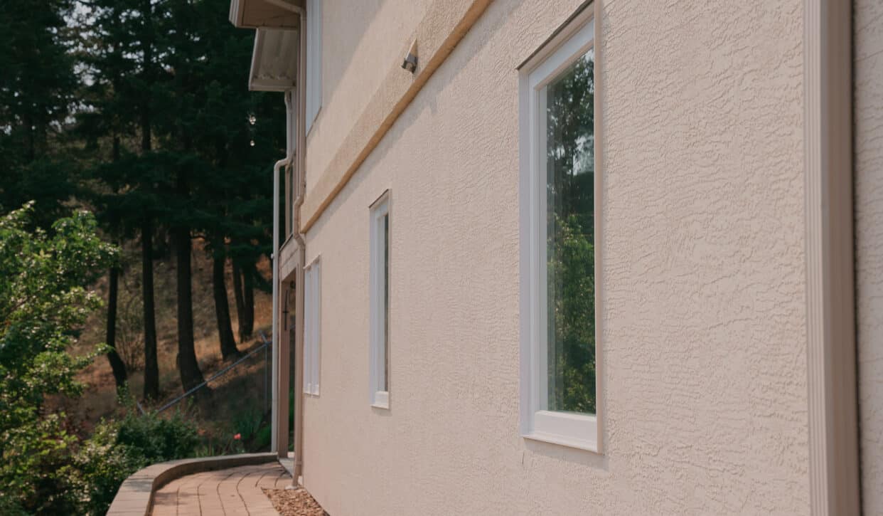 window replacement and installation andokotoks featured