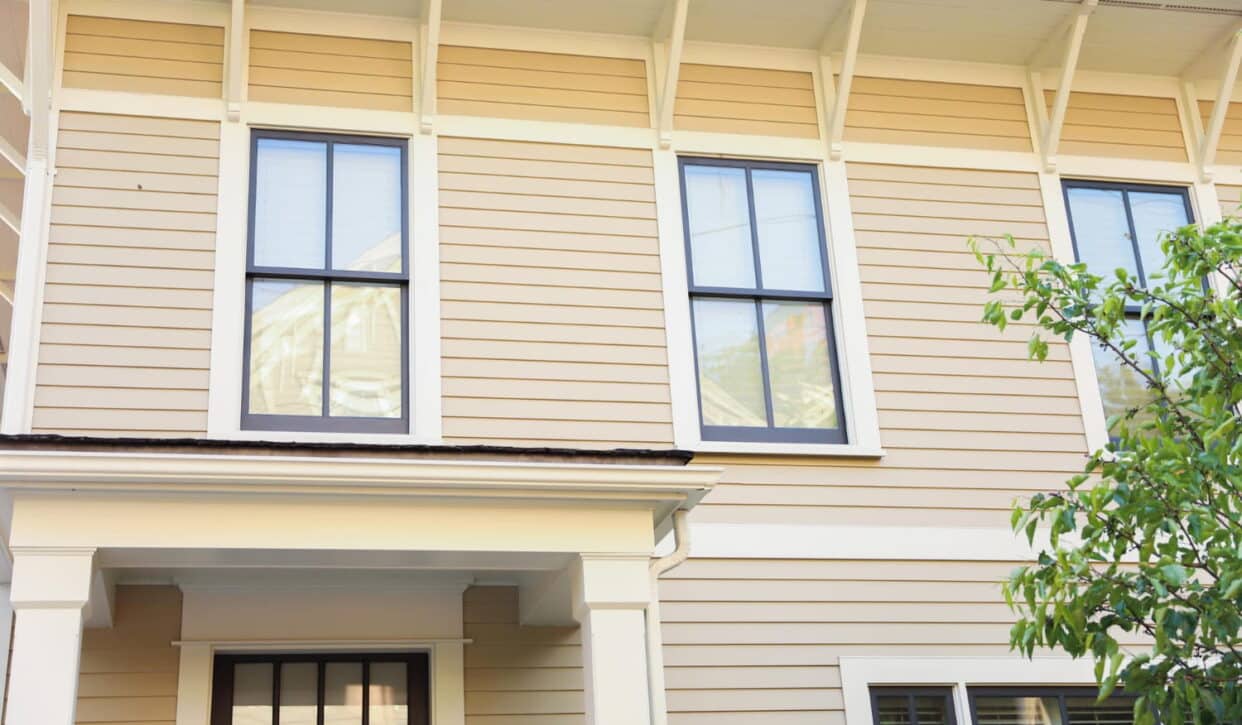 window replacement on medicine hat house