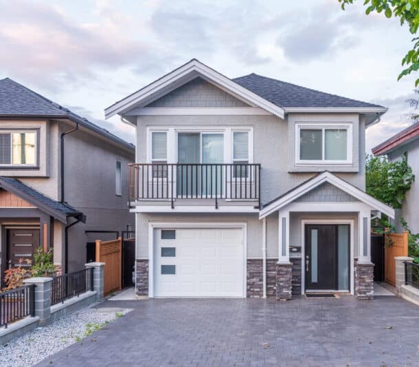 Modern two-story house with replacement windows in Pickering